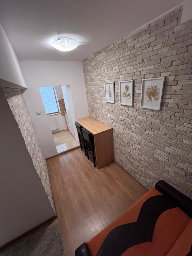 Mnm Mitropolie Appartement Iasi Buitenkant foto