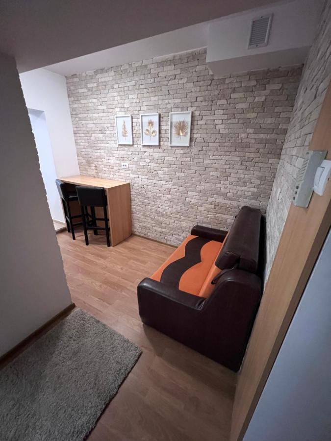 Mnm Mitropolie Appartement Iasi Buitenkant foto